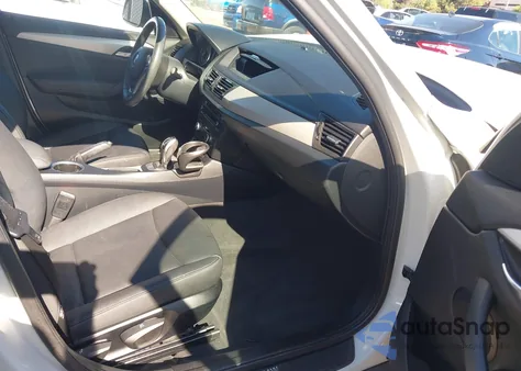 2015 BMW X1 Sdrive28I из США, поврежденный, VIN WBAVM1C51FV317396